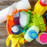 掃除のプロが使用する道具とその選び方